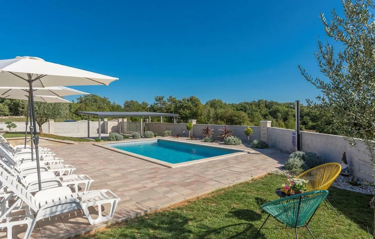 Villa Gita Tinjan